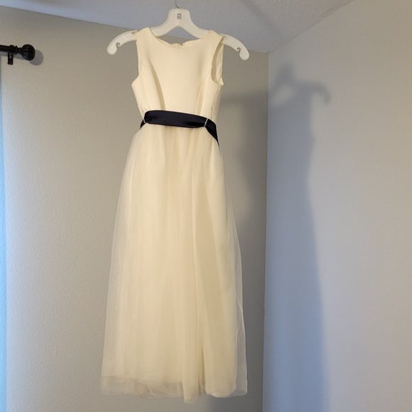 David's Bridal Other - DAVIDS BRIDAL FLOWER GIRL DRESS IVORY WITH NAVY & IVORY BOWS